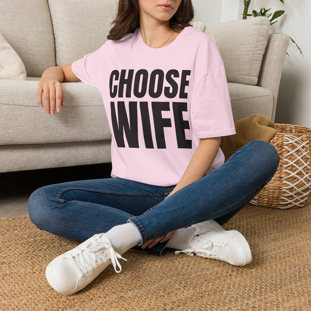 Choose Wife Retro Bridal Party T-Shirt | Bachelorette & Hen Party Tee