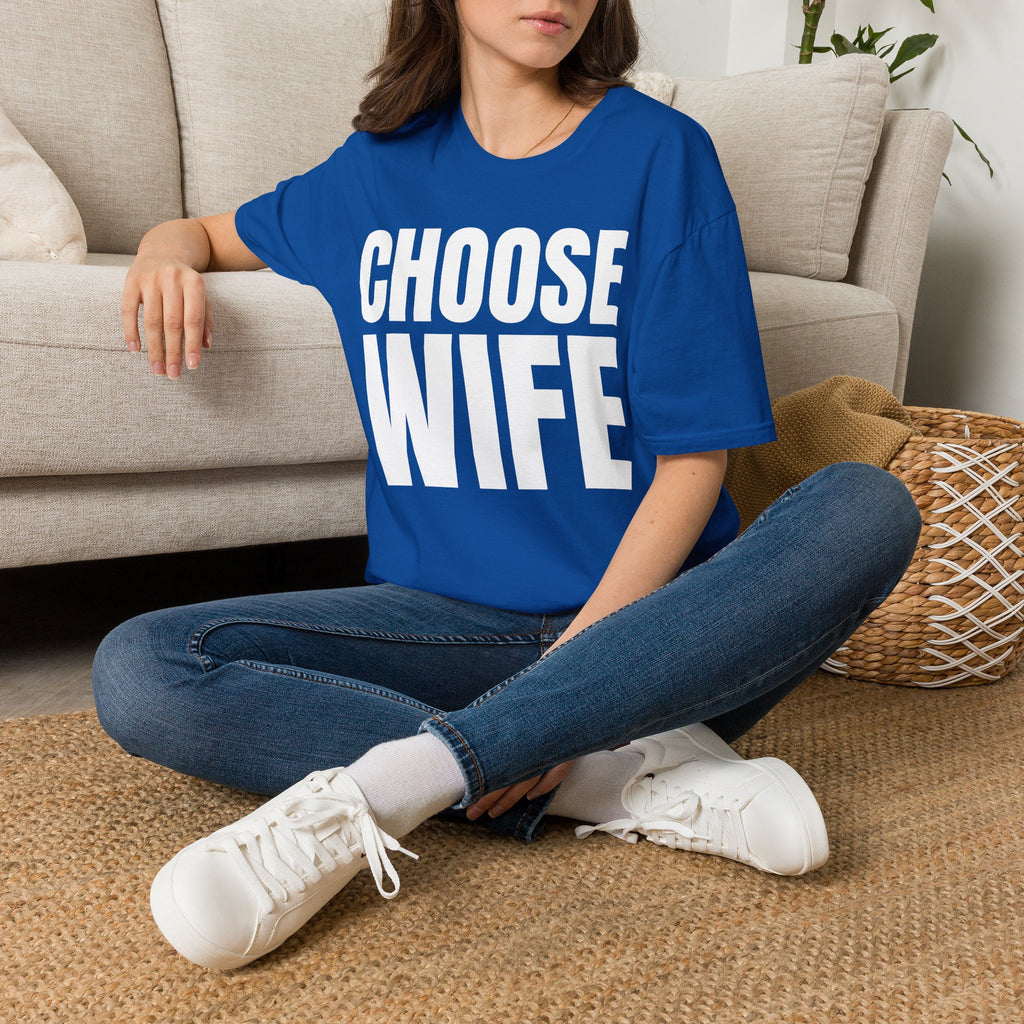 Choose Wife Retro Bridal Party T-Shirt | Bachelorette & Hen Party Tee