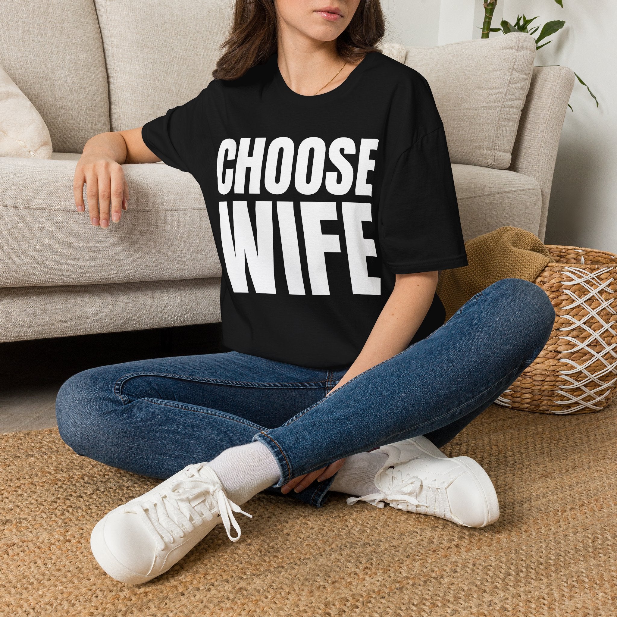 Choose Wife Retro Bridal Party T-Shirt | Bachelorette & Hen Party Tee